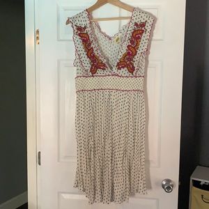 Anthropologie White dress Size Large